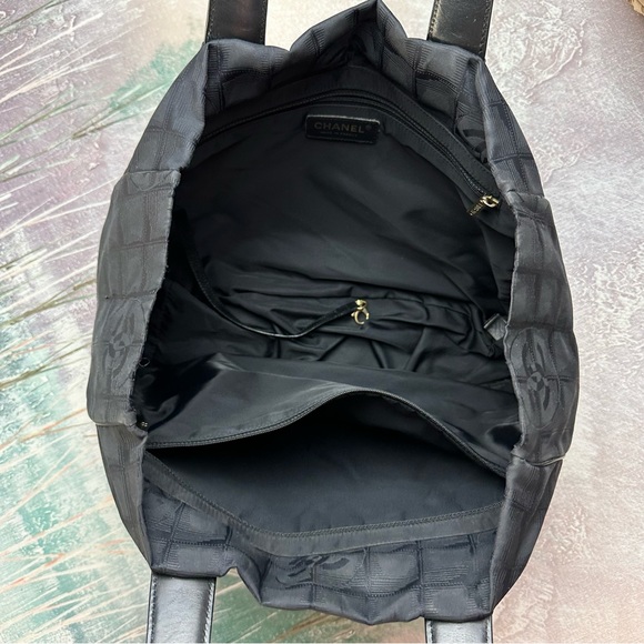 Chanel CC Black Travel Line Nylon Leather Handle Tote Bag - Picture 14 of 17